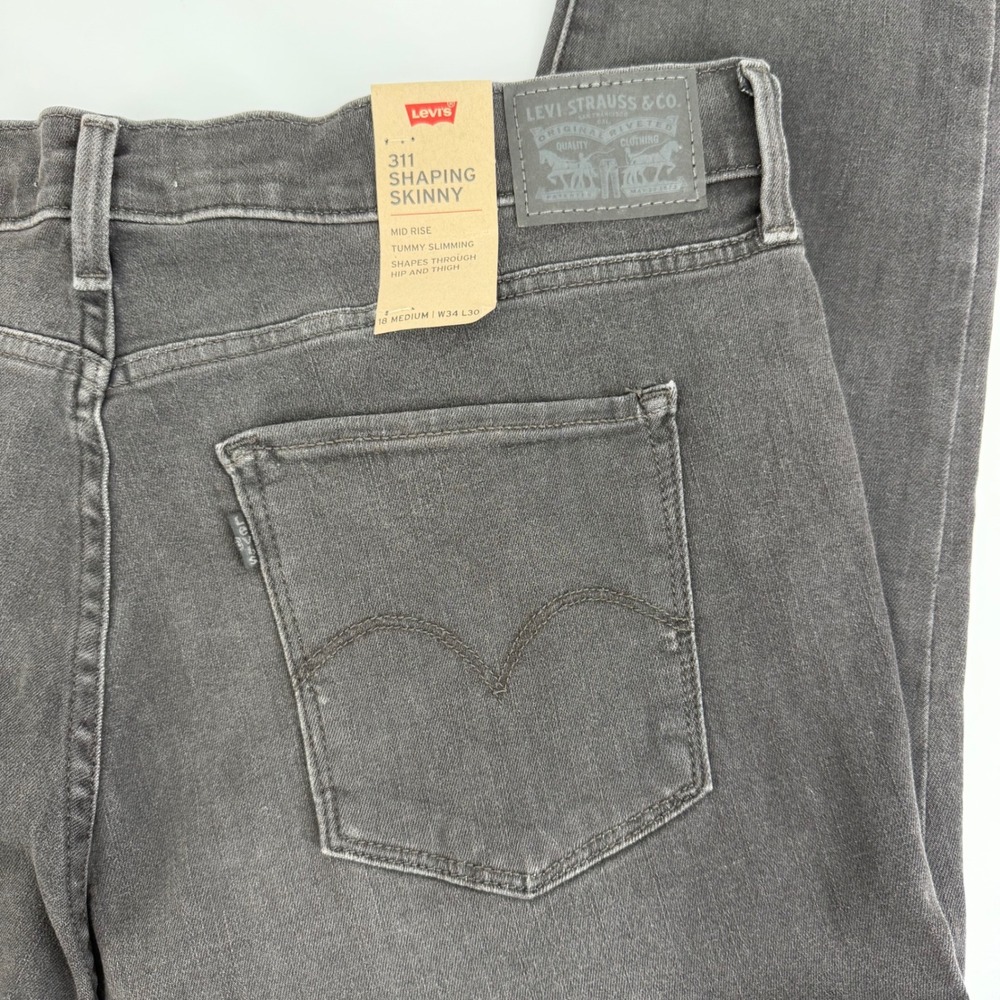 Levi's 311 Shaping Skinny Jeans Womens 18 Medium W34 L30 Black NWT Mid Rise - Picture 5 of 14
